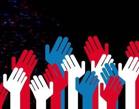 Bunte stilisierte Hände ragen als Symbol demokratischer Beteiligung nach oben
